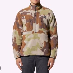 MOUNTAIN HARDWEAR • HiCamp Camo Fleece • Size Small